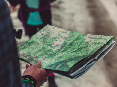 Compétence territoriale du commissaire de justice : découvrez où il peut intervenir, les limites légales et les différences selon les missions (constat, saisie, signification).