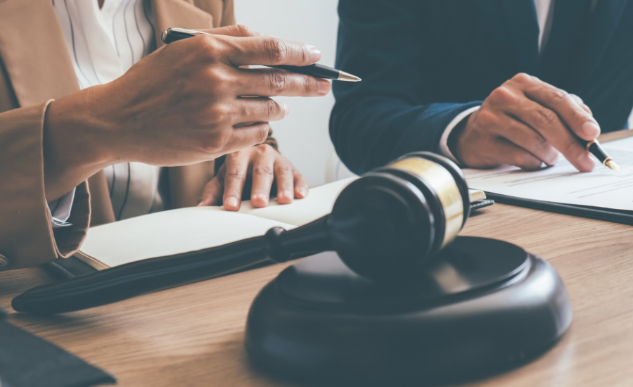 Contrat, témoin, constat… Découvrez les différences entre les principaux modes de preuve et comment sécuriser efficacement vos droits.