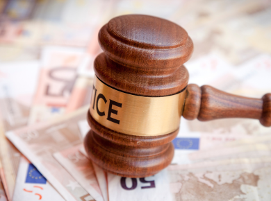 Vous recevez un commandement de payer ? Découvrez ce que signifie cet acte, les délais à respecter et les démarches possibles.